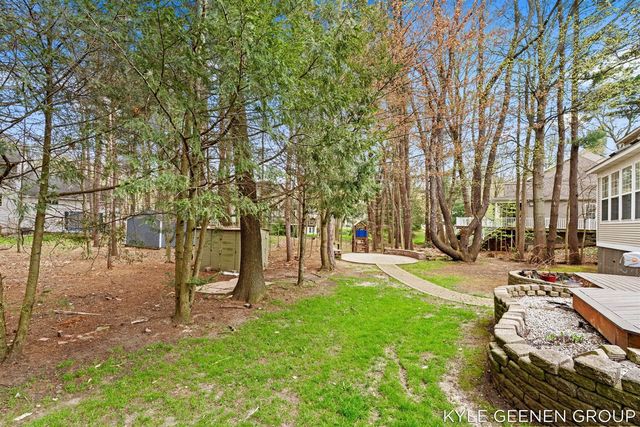 2918 Foxboro Lane, Holland, MI 49424