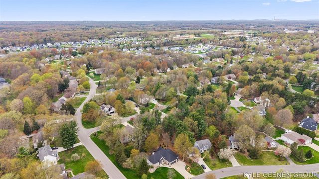 2918 Foxboro Lane, Holland, MI 49424