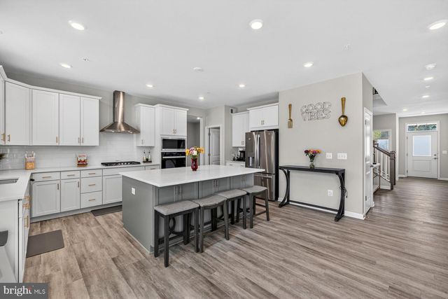 10021 SELKIE LN, Waldorf, MD 20601