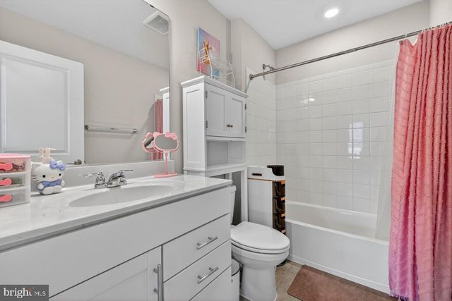 10021 SELKIE LN, Waldorf, MD 20601