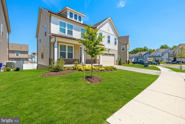 10021 SELKIE LN, Waldorf, MD 20601