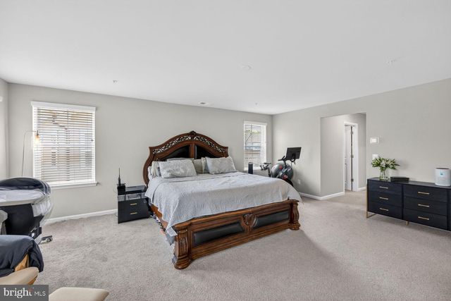 10021 SELKIE LN, Waldorf, MD 20601