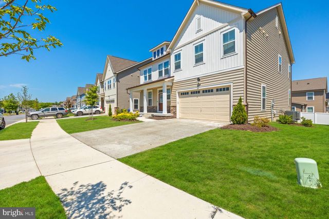 10021 SELKIE LN, Waldorf, MD 20601