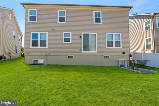 10021 SELKIE LN, Waldorf, MD 20601