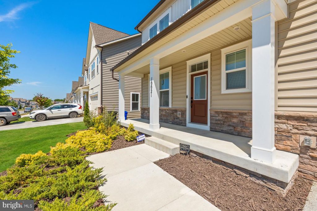 Image 6 of property listing at 10021 SELKIE LN, Waldorf, MD 20601