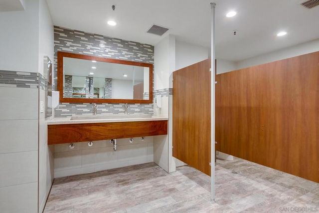 999 N Pacific C108, Oceanside, CA 92054