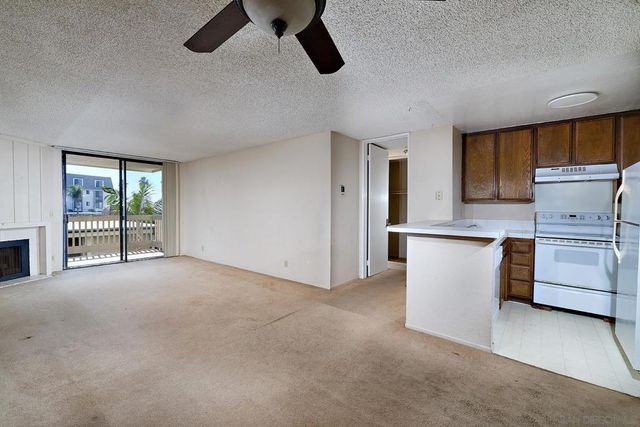 999 N Pacific C108, Oceanside, CA 92054