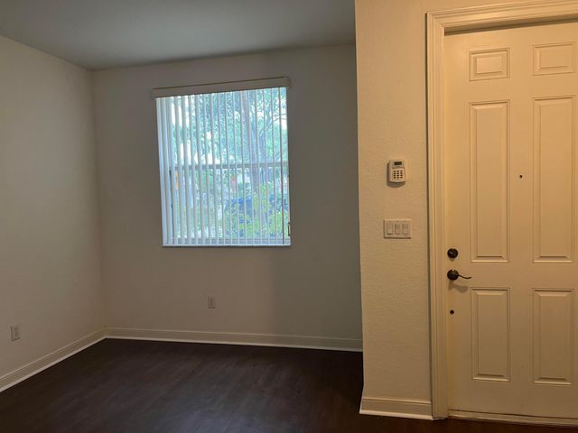 1717 Borrego Way 6, West Palm Beach, FL 33401