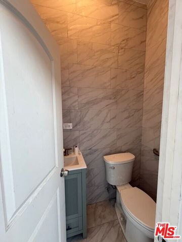 4435 S Santa Fe Avenue, Vernon, CA 90058