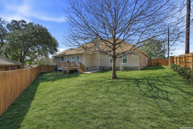 8814 Spanish Moss, Windcrest, TX 78239