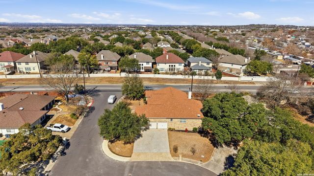 8814 Spanish Moss, Windcrest, TX 78239