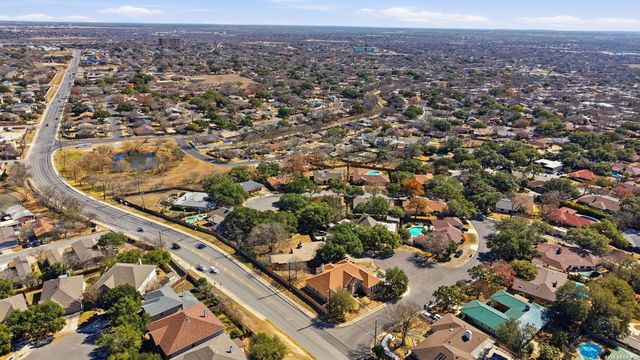 8814 Spanish Moss, Windcrest, TX 78239