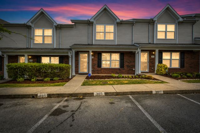 305 Doe Ridge Ct, Nashville, TN 37214