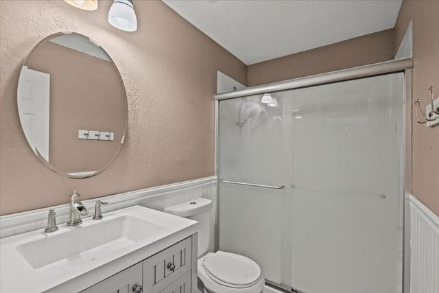 7228 Avenue R, Santa Fe, TX 77510