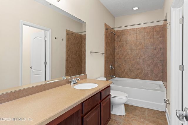 4368 ELLIPSE Drive, Jacksonville, FL 32246