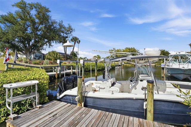 314 S SHORE DRIVE, Osprey, FL 34229