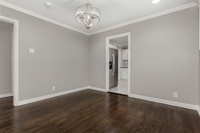 570 Bondstone Drive, Dallas, TX 75218