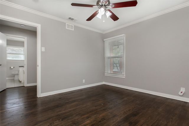 570 Bondstone Drive, Dallas, TX 75218