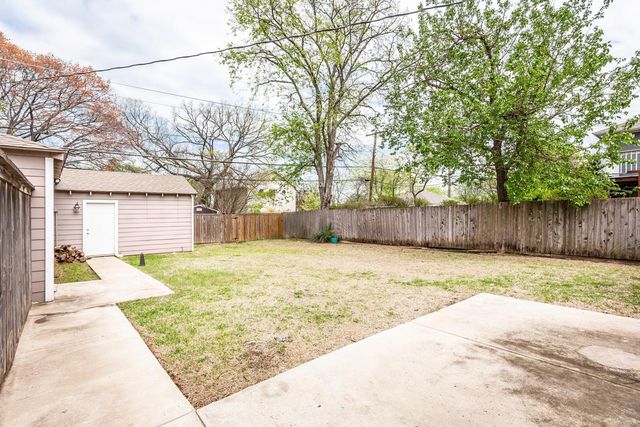570 Bondstone Drive, Dallas, TX 75218