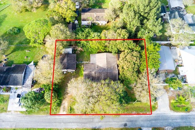 2935 Middle Road, Fort Pierce, FL 34981