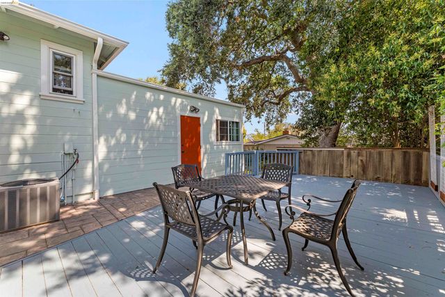 1983 Parkside Dr, Walnut Creek, CA 94597
