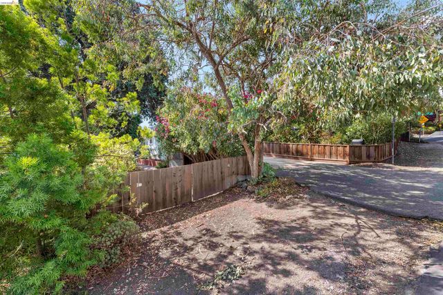 1983 Parkside Dr, Walnut Creek, CA 94597