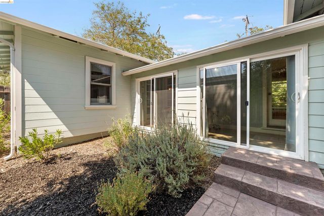 1983 Parkside Dr, Walnut Creek, CA 94597