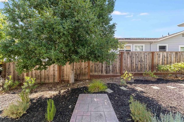 1983 Parkside Dr, Walnut Creek, CA 94597