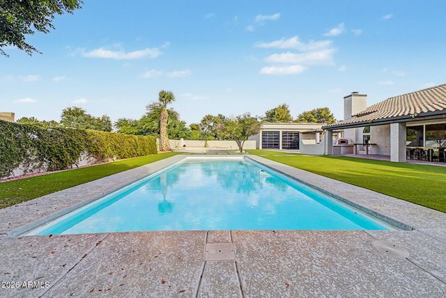 426 E HORSESHOE Avenue, Gilbert, AZ 85296