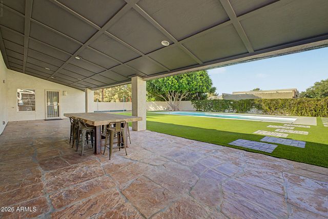 426 E HORSESHOE Avenue, Gilbert, AZ 85296