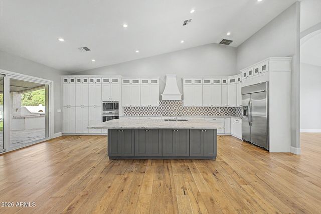 426 E HORSESHOE Avenue, Gilbert, AZ 85296