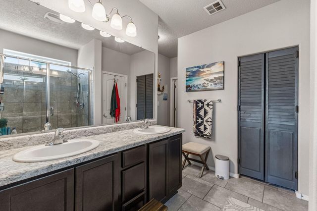 7179 Wrangell Loop NE, Rio Rancho, NM 87144