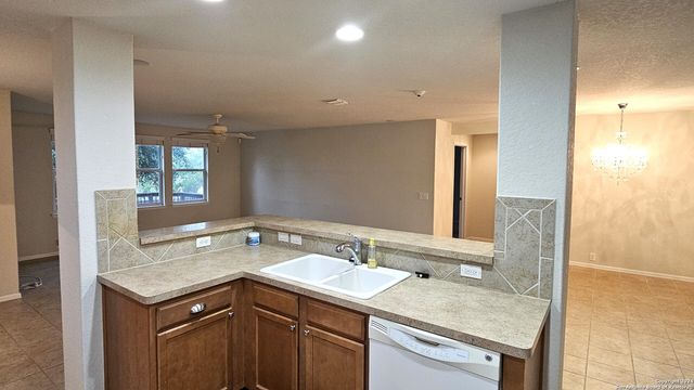 5509 COLUMBIA, Schertz, TX 78154