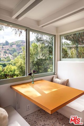 2764 Outpost Drive, Los Angeles, CA 90068