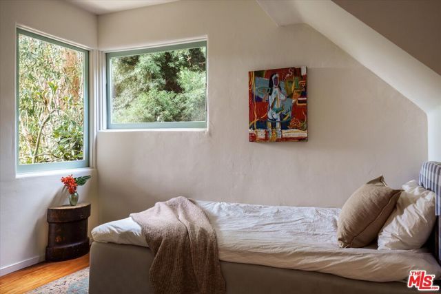 2764 Outpost Drive, Los Angeles, CA 90068