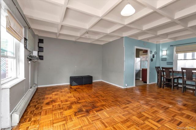 14908 Union Turnpike 19C, Kew Garden Hills, NY 11367