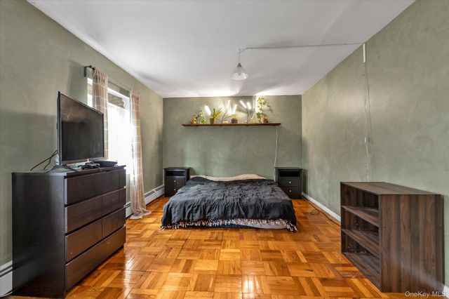 14908 Union Turnpike 19C, Kew Garden Hills, NY 11367