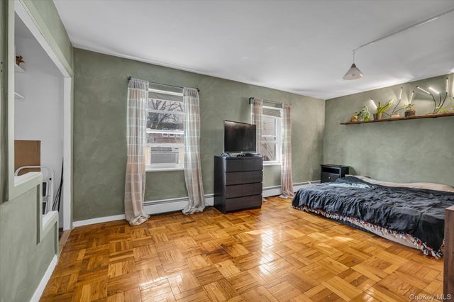 14908 Union Turnpike 19C, Kew Garden Hills, NY 11367