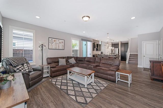 756 Silo St, Folsom, CA 95630