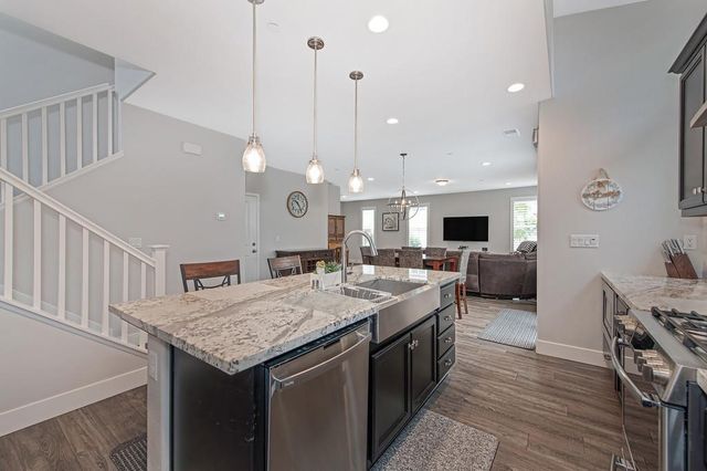 756 Silo St, Folsom, CA 95630