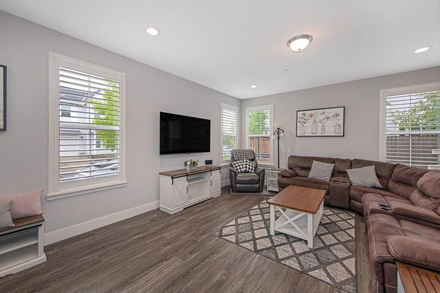 756 Silo St, Folsom, CA 95630