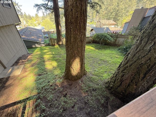 5035 WHITEAKER St, Eugene, OR 97405