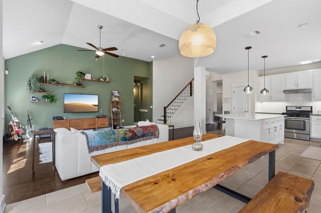 7205 Albert RD, Austin, TX 78745