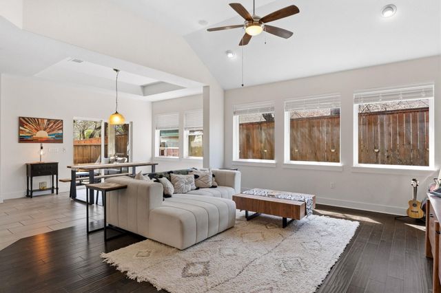 7205 Albert RD, Austin, TX 78745