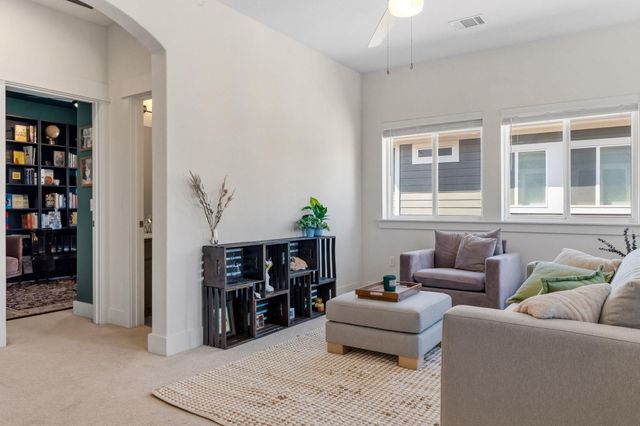 7205 Albert RD, Austin, TX 78745