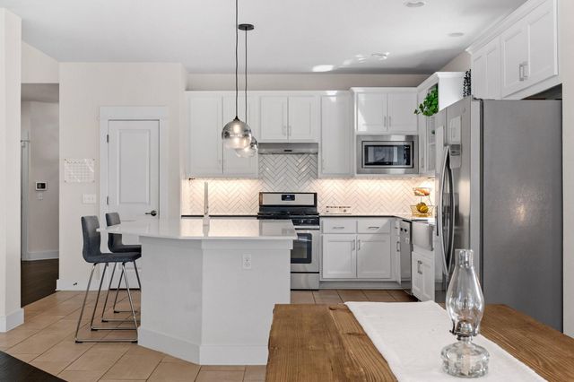 7205 Albert RD, Austin, TX 78745