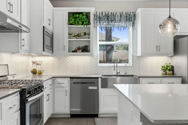 7205 Albert RD, Austin, TX 78745