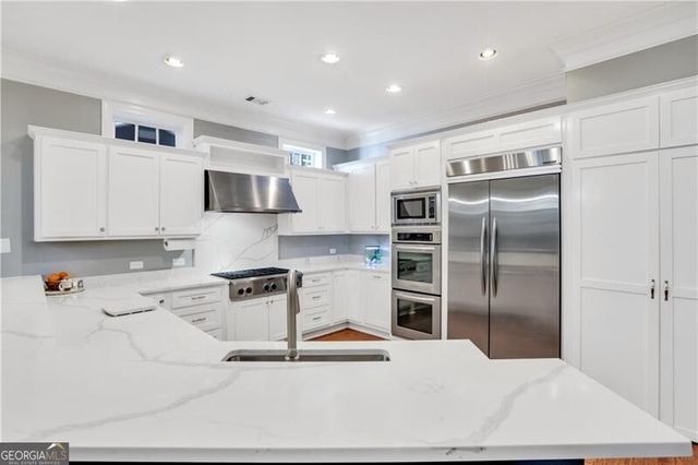 42 Conifer Park Lane NE, Atlanta, GA 30342