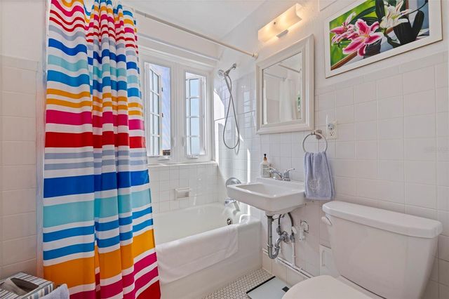 130 4TH AVENUE N 602, St Petersburg, FL 33701