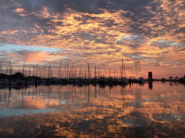 130 4TH AVENUE N 602, St Petersburg, FL 33701